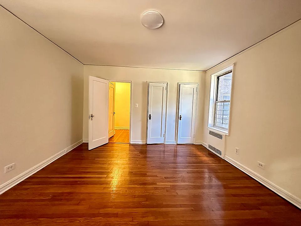 1st image of 4143 39th Pl #1F