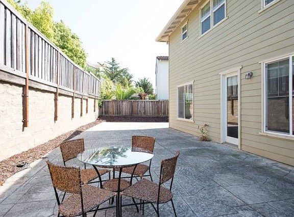 2nd image of 3508 Bering Dr