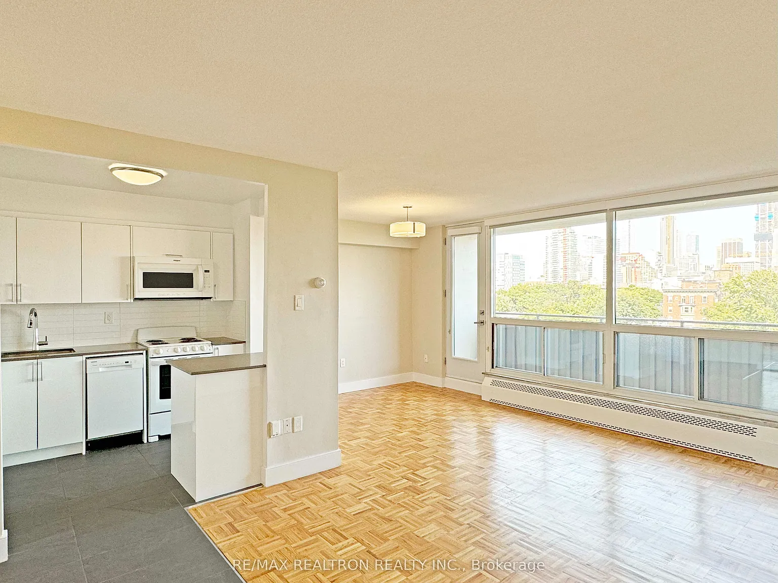1 bed, $2,495 — Photo 2
