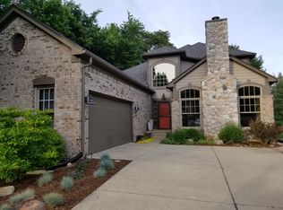 4147 Calumet Dr, Rochester, MI 48306