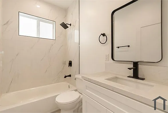 2843 Folsom St #1 — Photo 13