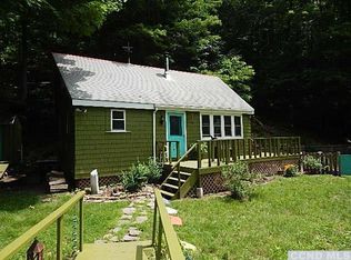 519 Angel Hill Rd, Chatham, NY 12037