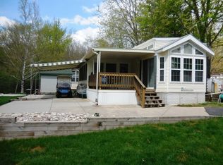 511 Sunset Cir, Edgerton, WI 53534