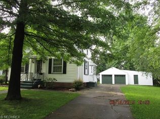 1414 Edgewood St NE, Warren, OH