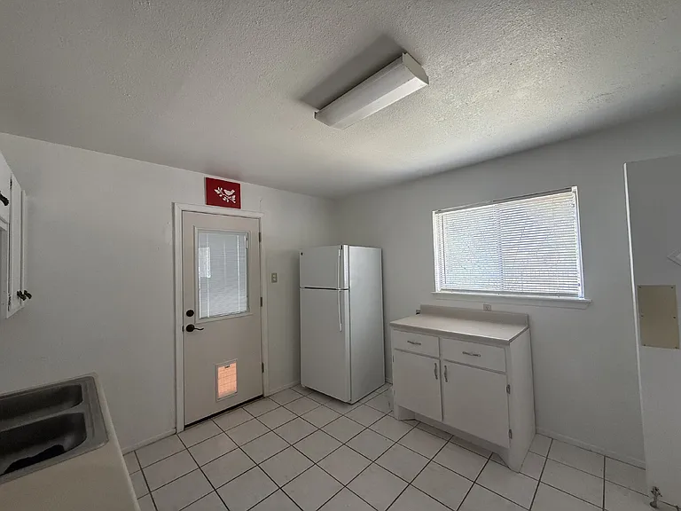 7289 Mimosa Ave — Photo 12