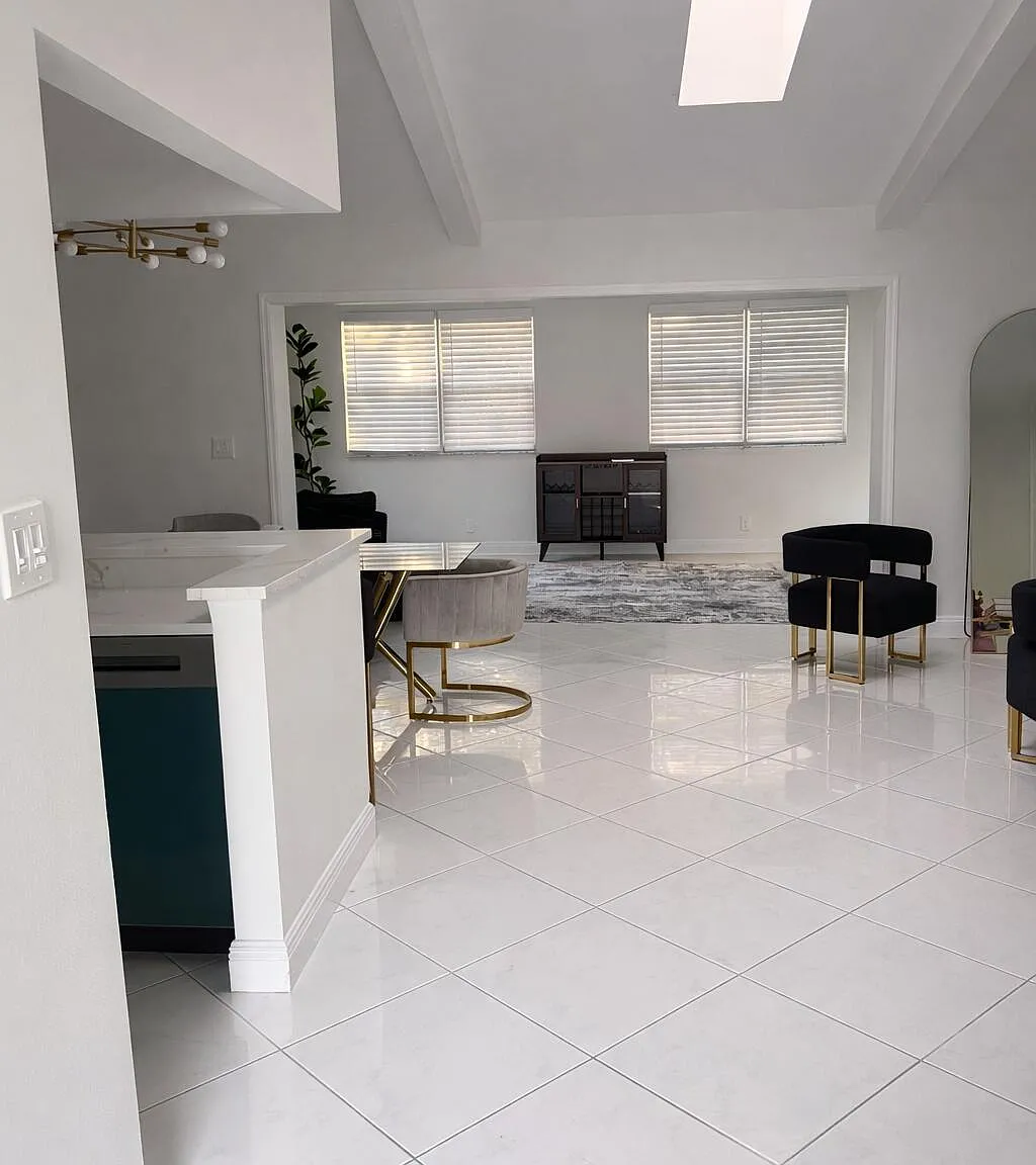 4 bed, 2.0 bath, 1674 sqft, $5,500 — Photo 4