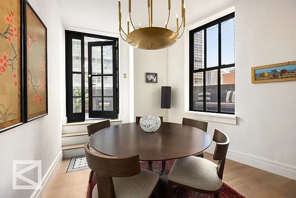 Dining area, photo 2