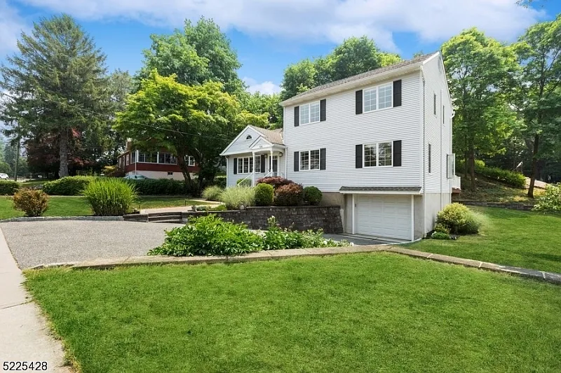 134 N Haledon Ave photo 1