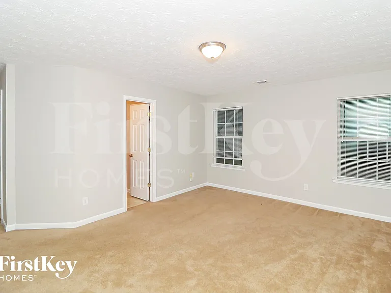 5491 Skylar Creek Ln — Photo 7