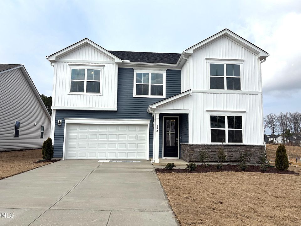1st image of 382 Providence Creek Dr