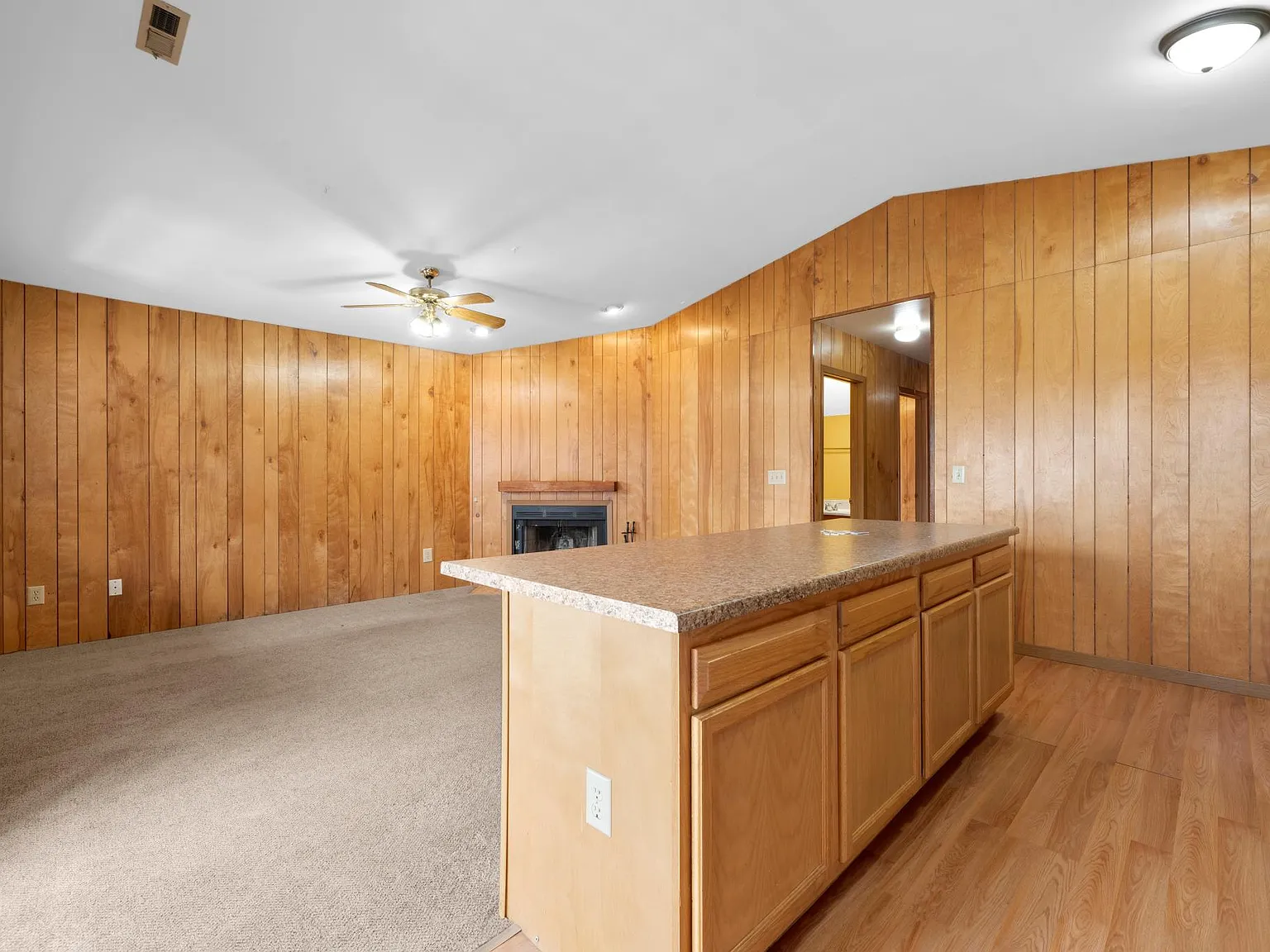4 bed, 1200 sqft, $2,695 — Photo 4