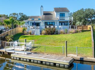 212 Teakwood Dr, Carolina Beach, NC 28428