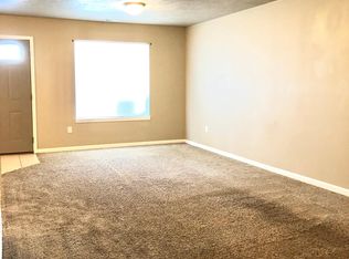 203 E 12th St, Dell Rapids, SD 57022