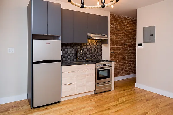 Rented by Nooklyn NYC LLC | media 10