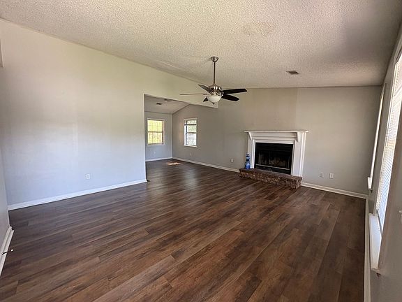 5th image of 997 Ridgeland Dr