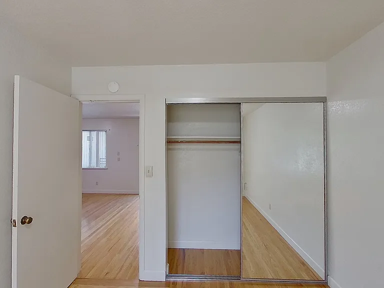 2750 Dwight Way — Photo 15