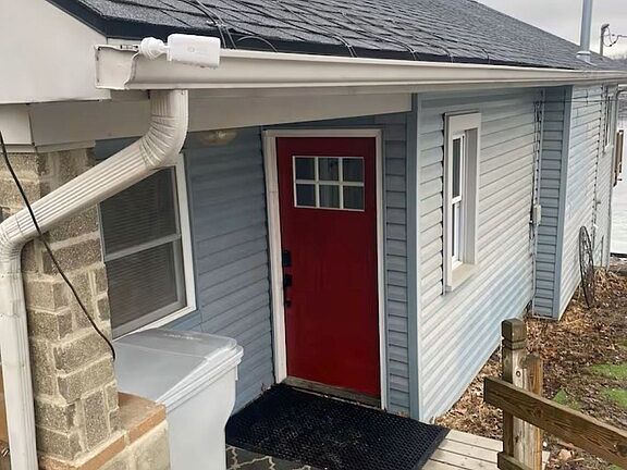 2nd image of 6223 Island Lake Dr