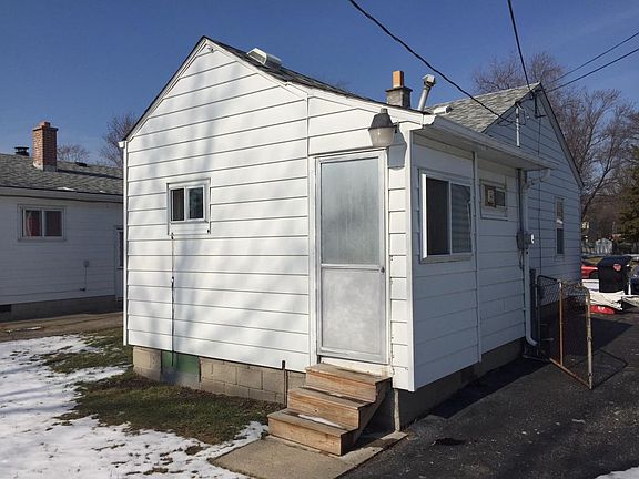 2nd image of 19112 Maryland St