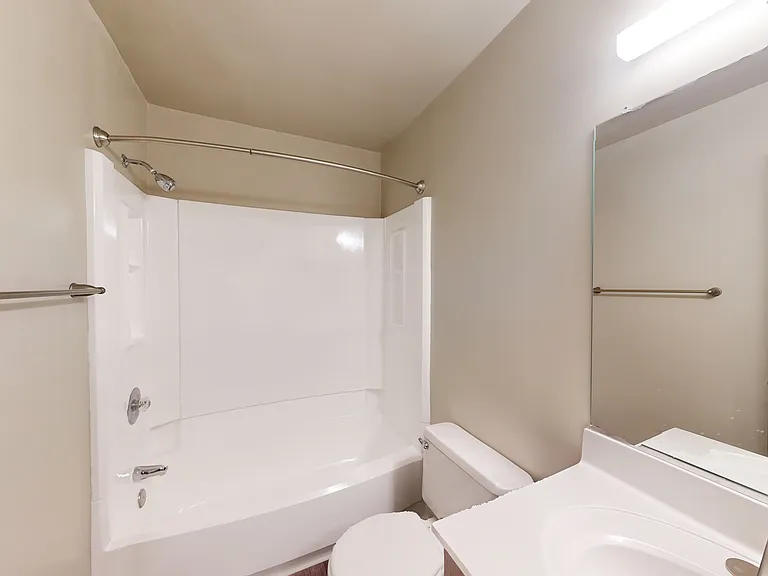 Seneca Place — Photo 47