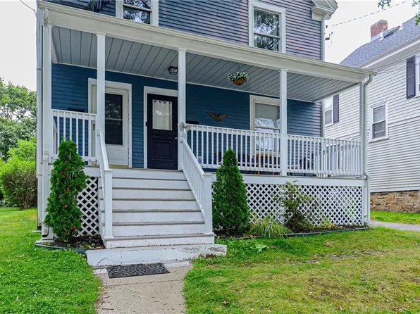 22 Carroll Ave, Newport, RI 02840