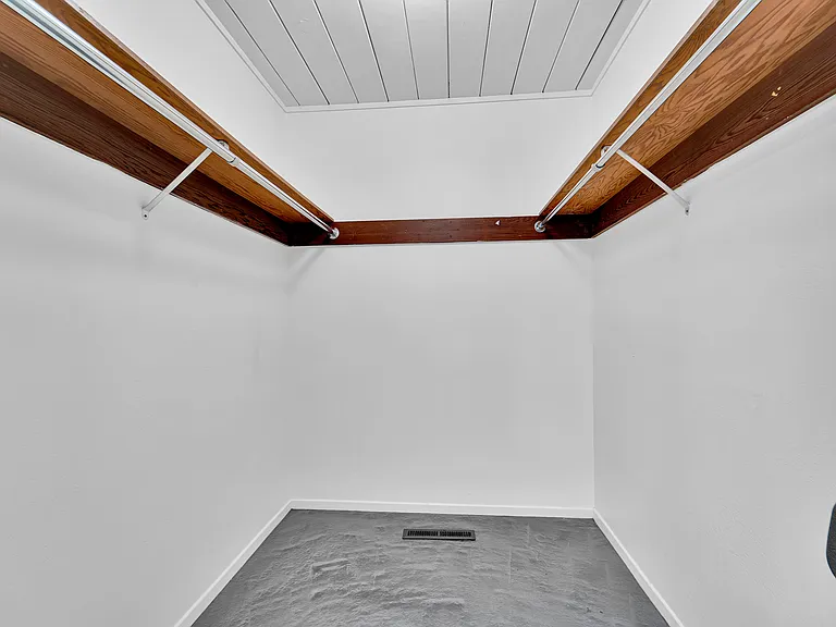 12600 Jimeno Ave — Photo 16