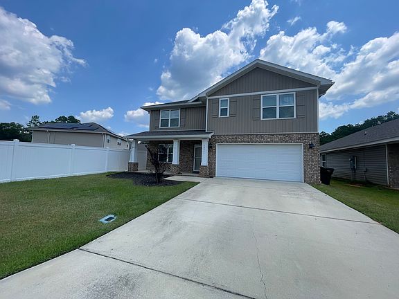 2nd image of 10541 Queens Gate Cir