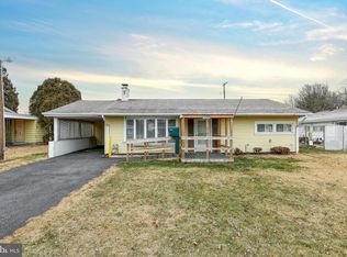 1421 Fireside Rd, York, PA 17404
