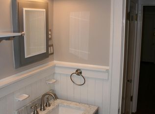 828-D5 N Elm St, Greensboro, NC 27401
