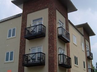 528 S Aycock St APT 204, Greensboro, NC 27403