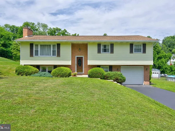 55 River Rd, York Haven, PA 17370