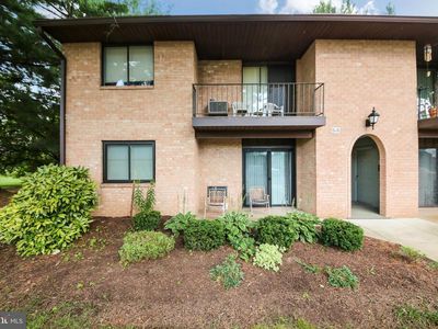 612 N Shady Retreat Rd APT 33, Doylestown, PA, 18901