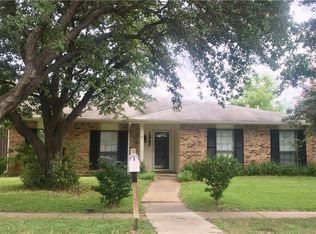 1842 Castille Dr, Carrollton, TX 75007
