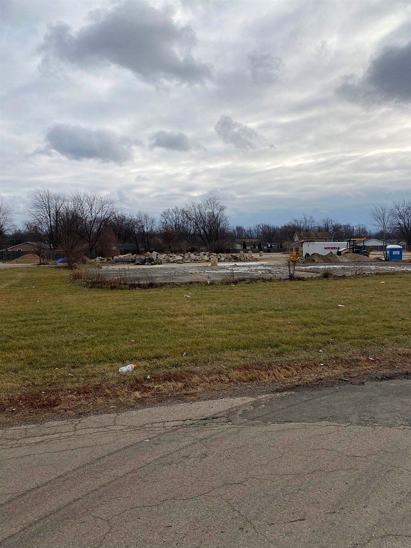 3224 S Meeker Ave, Muncie, IN 47302 Zillow