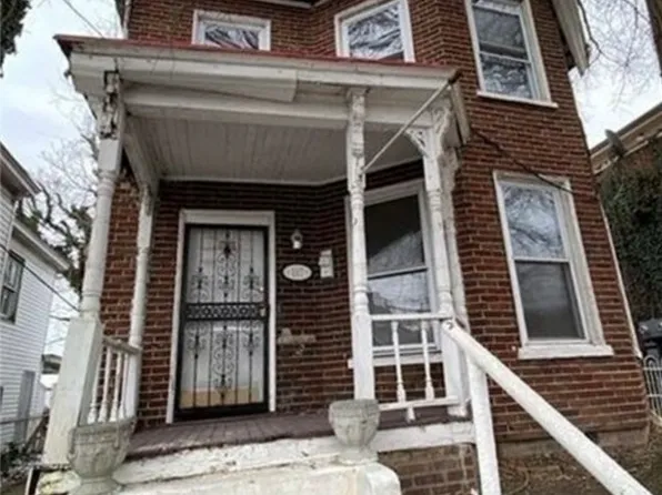 107 S Jefferson St, Petersburg, VA 23803