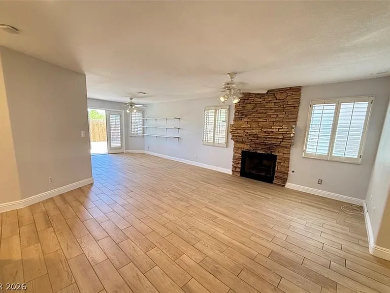 32 Sandwedge Dr — Photo 7