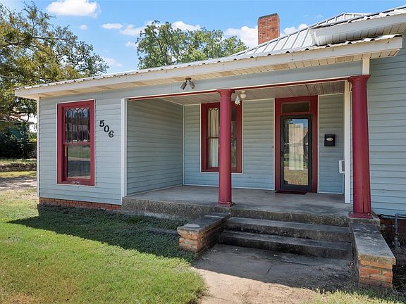3rd image of 506 E Main St