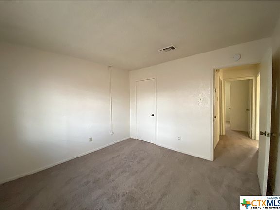 4th image of 908 Dryden Ave