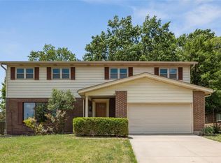 9447 Firebush Dr, Saint Louis, MO