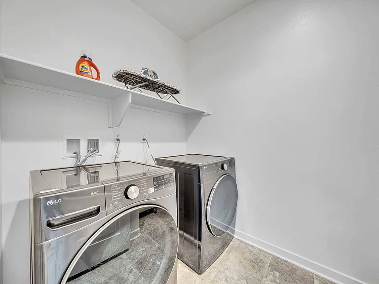 7022 Calla Lily Dr #4 — Photo 50
