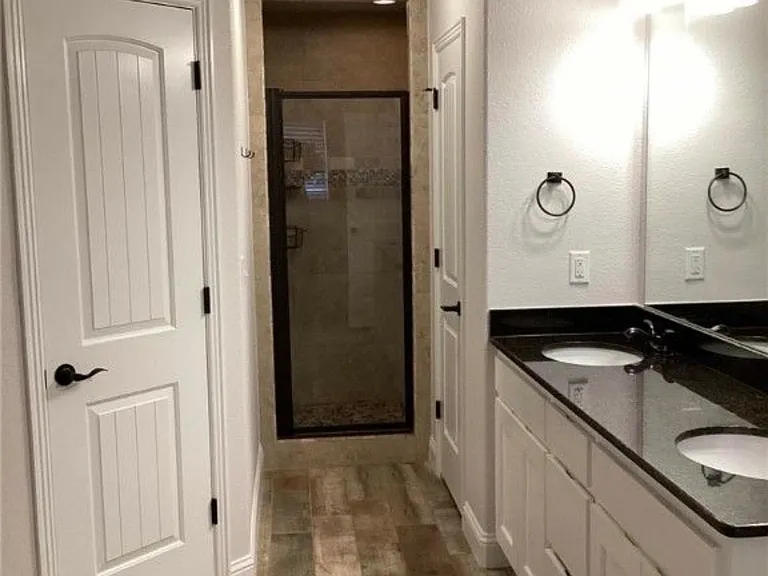 1150 Coventry Ln — Photo 14