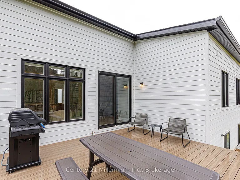 82 Goldie Ct — Photo 45