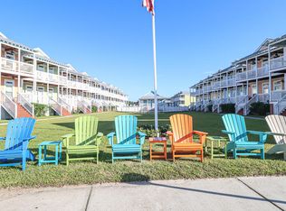 1515 E Beach Blvd APT 218, Pass Christian, MS 39571