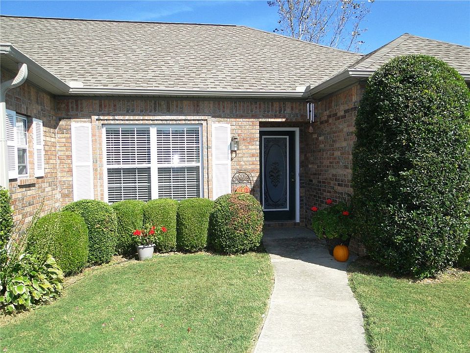 1st image of 2516 W Indian Oaks Trl