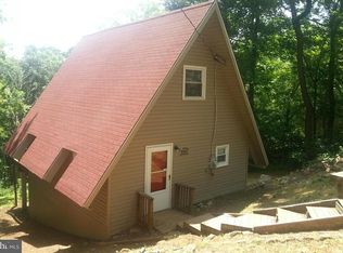 854 High Top Rd, Linden, VA 22642