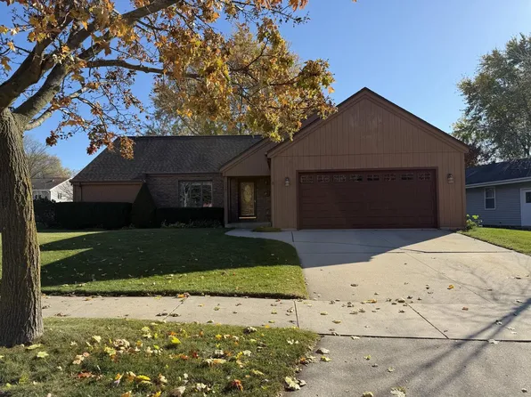 1522 North Francis STREET, Port Washington, WI 53074
