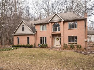 6719 Hunter Ct, Berrien Springs, MI 49103
