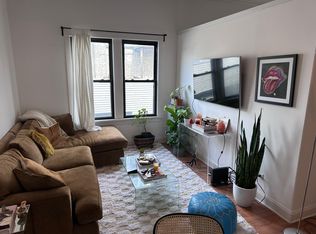 1649 N Wells St APT 3M, Chicago, IL 60614