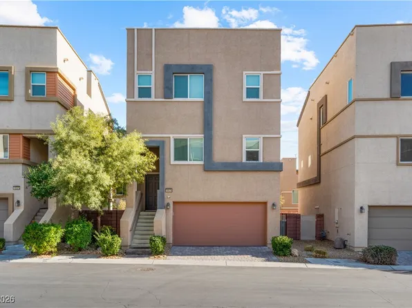 10529 Shiny Skies Dr, Las Vegas, NV 89129