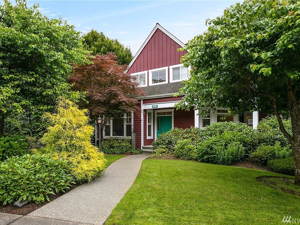 1st image of 820 Village Cir NW