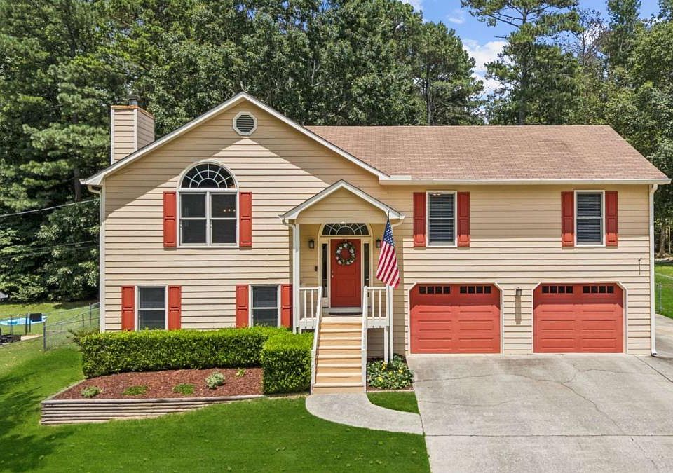 1st image of 1395 La Maison Dr